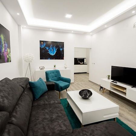 Centar Lux Apartman Arandjelovac Kültér fotó