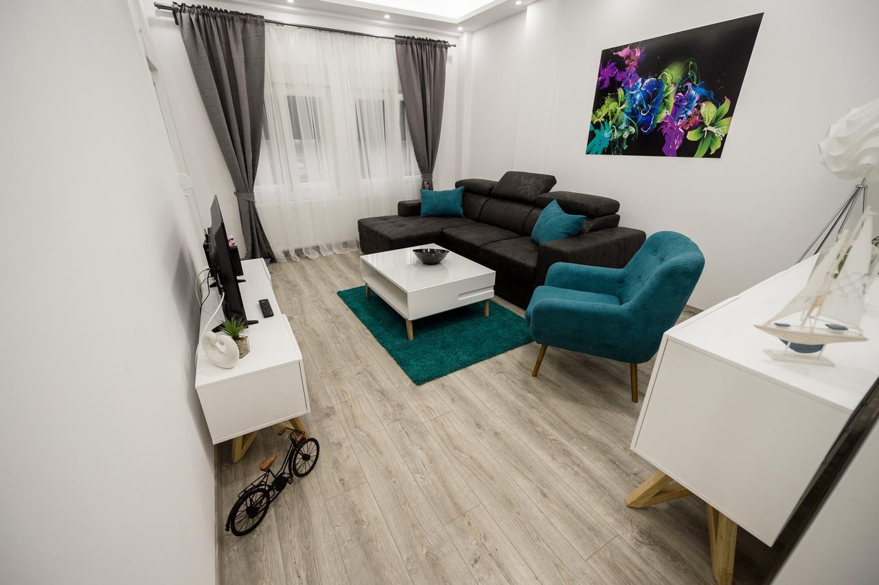 Centar Lux Apartman Arandjelovac Kültér fotó