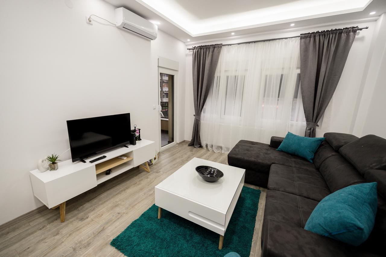Centar Lux Apartman Arandjelovac Kültér fotó