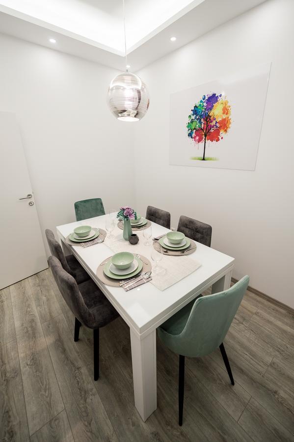 Centar Lux Apartman Arandjelovac Kültér fotó