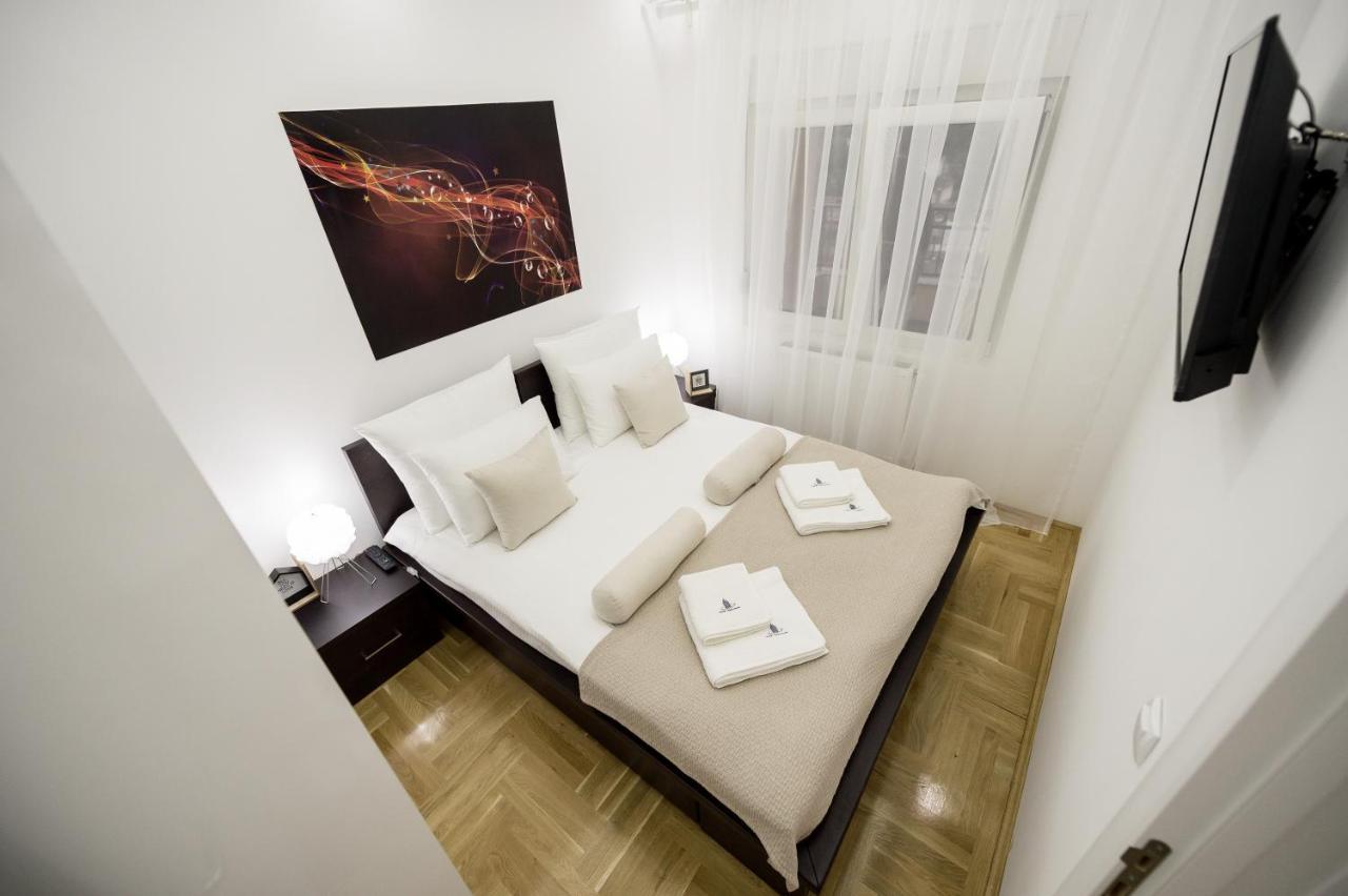 Centar Lux Apartman Arandjelovac Kültér fotó