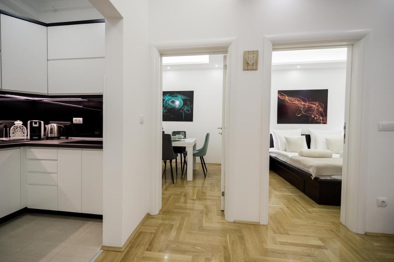 Centar Lux Apartman Arandjelovac Kültér fotó